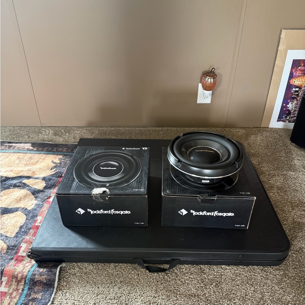 Rockford Fosgate Black Subwoofer Set